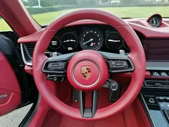 2022 Porsche 911 Targa 4 3.0T, чёрный — фото 10
