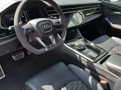 2021 Audi RS Q8 4.0T — фото 10