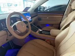 2024 Aito M7 1.5T RWD Plus 5-seat, синий — фото 4