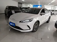 2025 BYD Seal 05 PHEV DM-i Smart Drive 55km Luxury, белый — фото 1
