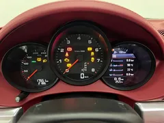 2022 Porsche 718 Boxster 2.0T — фото 16