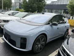 2025 Li Auto i8 Standard, синий — фото 1