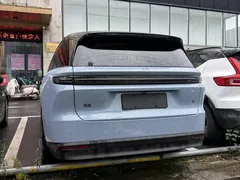 2025 Li Auto i8 Standard, синий — фото 5