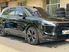 2025 Aito M8 EREV Max+ 53.4kWh 6-seat 192-line LiDAR, чёрный — фото 3
