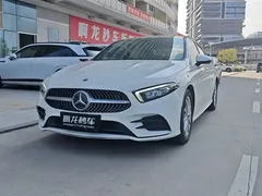 2022 Mercedes-Benz A-Class A 200 L Sedan Sport, белый — фото 1