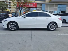 2022 Mercedes-Benz A-Class A 200 L Sedan Sport, белый — фото 3