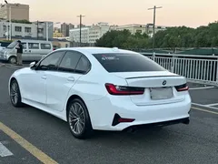 2022 BMW 3 Series 325i M Sport Package, белый — фото 4