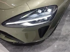 2024 Xiaomi SU7 RWD Long Range Smart Driving, зелёный — фото 24