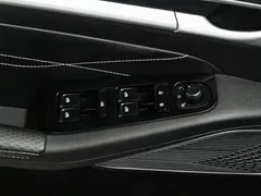 2023 Geely Emgrand 4th Gen Champion 1.5L CVT Premium — фото 9