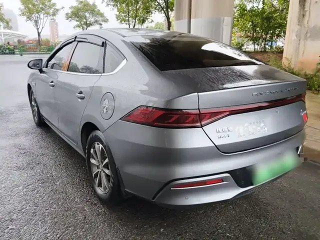 2024 BYD Qin PLUS DM-i PHEV 55km Honor Excellence
