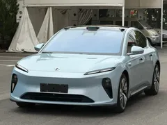 2022 Nio ET5 75kWh, синий — фото 1