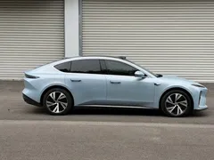2022 Nio ET5 75kWh, синий — фото 23