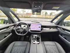 2024 Zeekr 009 6-Seat Executive 4WD 108kWh, чёрный — фото 5