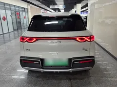 2025 BYD Yuan UP Smart Driving 401km Vitality, зелёный — фото 6