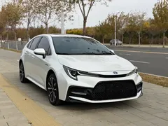 2022 Toyota Levin 1.8H Hybrid E-CVT Sport, белый — фото 3