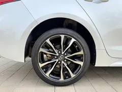 2022 Toyota Levin 1.8H Hybrid E-CVT Sport, белый — фото 18