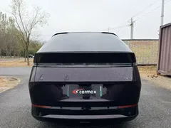2025 Xpeng X9 EV 740 Extra Long Range Max — фото 5