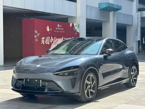 2025 Xiaomi YU7 4WD Max