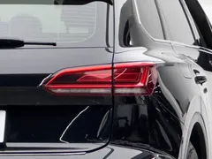 2022 Volkswagen Touareg 2.0TSI Pilot Special Edition, чёрный — фото 6