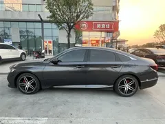 2022 Honda Accord 260TURBO Premium — фото 3