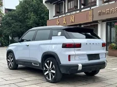 2023 Geely ICON 1.5TD, белый — фото 5