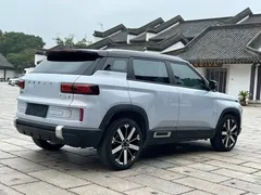 2023 Geely ICON 1.5TD, белый — фото 7