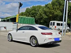 2023 Mercedes-Benz E-Class E 300 Coupe, белый — фото 3