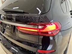2021 BMW X7 xDrive M50i, чёрный — фото 28