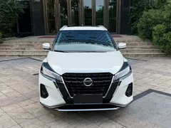 2022 Nissan Kicks 1.5L CVT XV Luxury, белый — фото 2