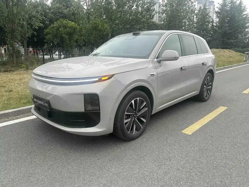 2025 Li Auto L6 Max