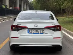 2023 Honda Civic 240TURBO CVT, белый — фото 4