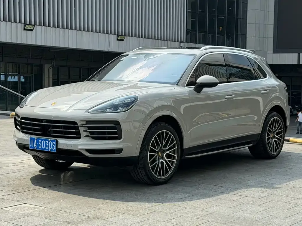 2022 Porsche Cayenne 3.0T Platinum
