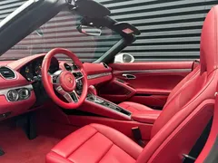 2022 Porsche 718 Boxster 2.0T, белый — фото 11