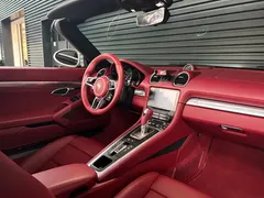 2022 Porsche 718 Boxster 2.0T, белый — фото 13