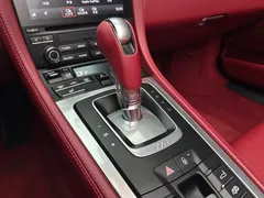 2022 Porsche 718 Boxster 2.0T, белый — фото 15