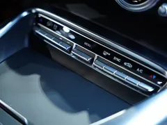 2019 Mercedes-Benz AMG GT — фото 42