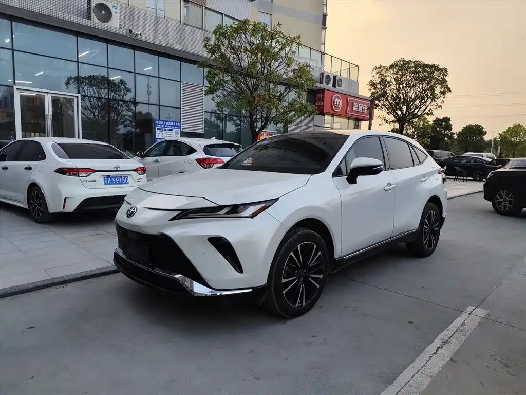 2022 Toyota Venza 2.0L CVT 2WD Premium