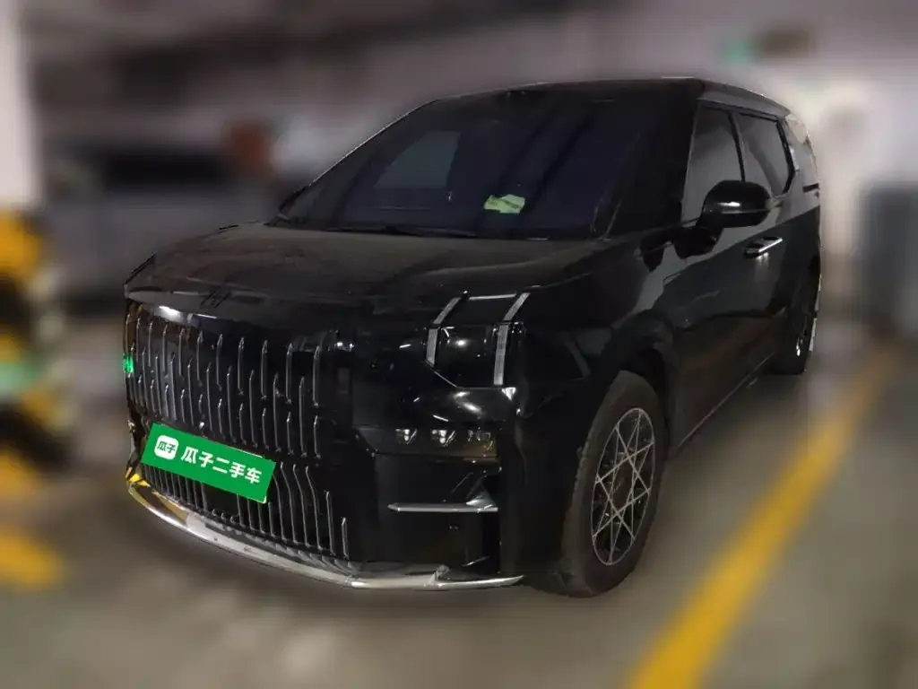 2024 Zeekr 009 6-Seat Executive 4WD 108kWh