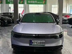 2025 Zeekr 007 RWD Smart Driving 75kWh — фото 2
