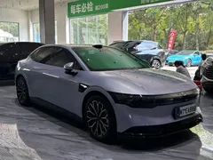 2025 Zeekr 007 RWD Smart Driving 75kWh — фото 3