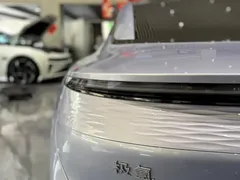 2025 Zeekr 007 RWD Smart Driving 75kWh — фото 28