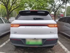 2024 BYD Song Pro Honor DM-i PHEV 71km Navigator, белый — фото 6