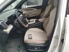 2024 BYD Song Pro Honor DM-i PHEV 71km Navigator, белый — фото 15