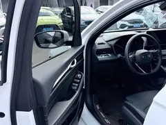 2023 Geely Preface 1.5TD Kunlun, белый — фото 4