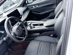 2023 Geely Preface 1.5TD Kunlun, белый — фото 5