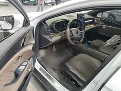 2022 BYD Han EV Genesis 715km 2WD Flagship, белый — фото 16