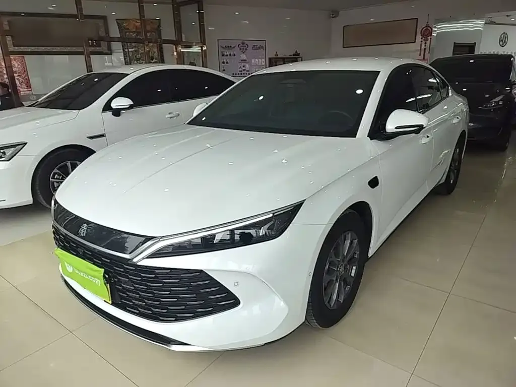 2025 BYD Qin L PHEV 80km Leading Smart Driving