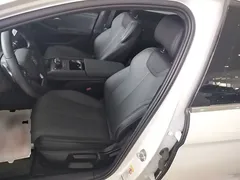 2025 BYD Qin L PHEV 80km Leading Smart Driving, белый — фото 15