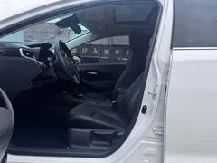2021 Toyota Corolla 1.2T S-CVT Elite Plus, белый — фото 9