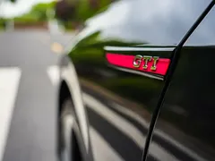 2021 Volkswagen Golf GTI 380TSI DSG — фото 8